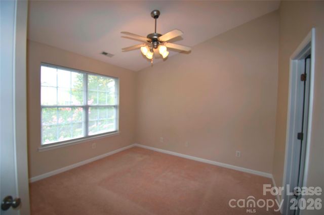 1077 Woodglen Lane, Matthews, NC 28104