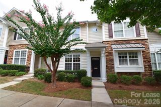 1077 Woodglen Lane, Matthews, NC 28104