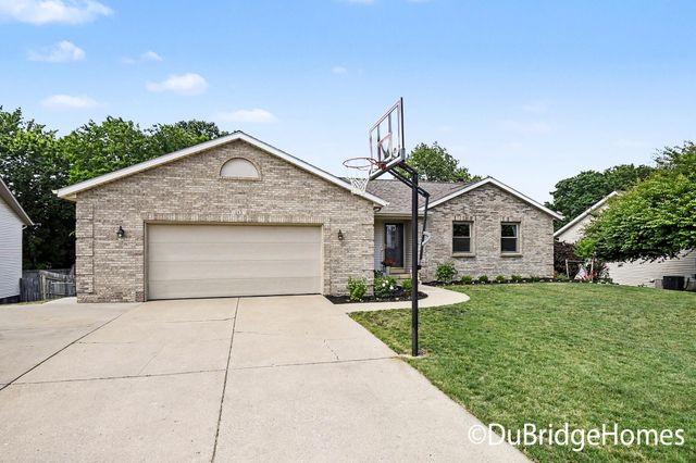 153 Suncrest Court SW, Grandville, MI 49418