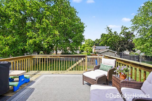153 Suncrest Court SW, Grandville, MI 49418