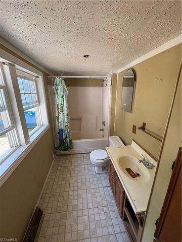 107 Davie Drive, Mocksville, NC 27028