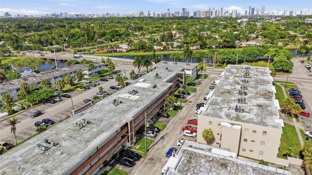 1450 NE 170th St 209, North Miami Beach, FL 33162