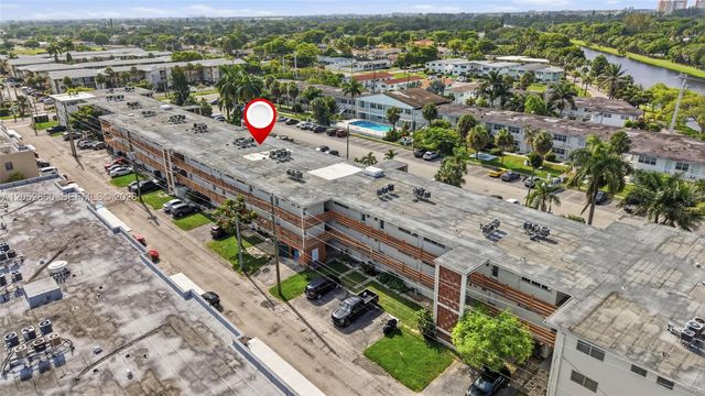 1450 NE 170th St 209, North Miami Beach, FL 33162