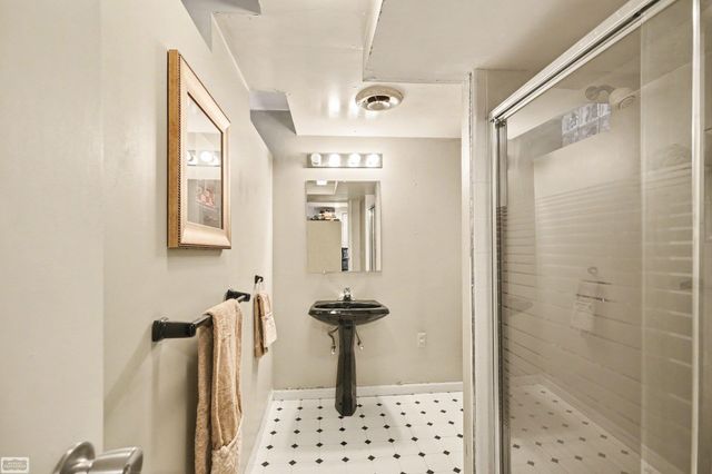 48088 Greenbriar Drive, Macomb Twp, MI 48044