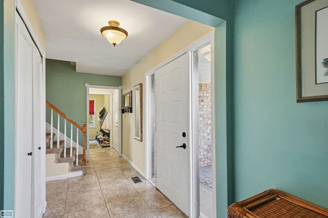 48088 Greenbriar Drive, Macomb Twp, MI 48044