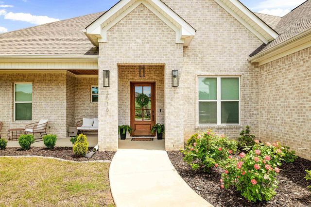 3016 Vincintage Cove, Alexander, AR 72002