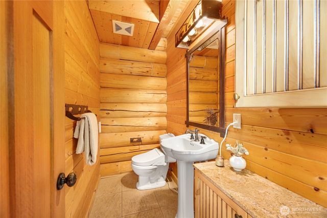 10 Summit Way, Snoqualmie Pass, WA 98068