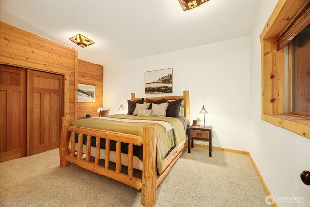 10 Summit Way, Snoqualmie Pass, WA 98068