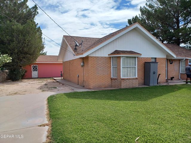 10999 Staci Drive, Socorro, TX 79927