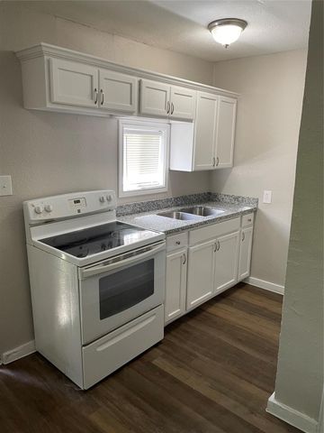 2321 Franklin Street 3, La Marque, TX 77568
