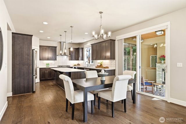 22375 SE 282nd Lane, Maple Valley, WA 98038