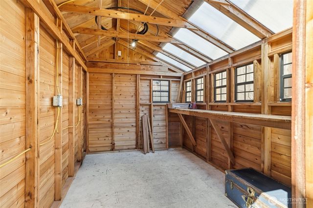 22375 SE 282nd Lane, Maple Valley, WA 98038