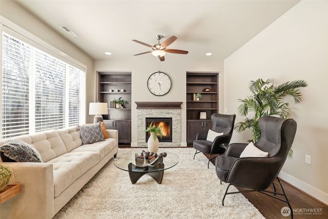 22375 SE 282nd Lane, Maple Valley, WA 98038