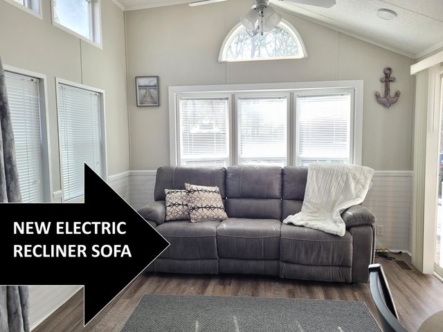 310 Old Chatham Road G 8, South Dennis, MA 02660