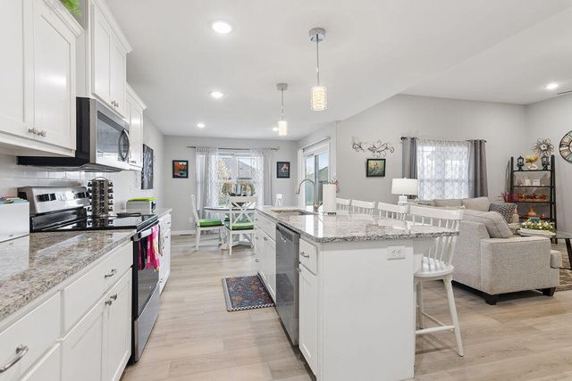 502 Chipmunk Avenue, Rogersville, MO 65742