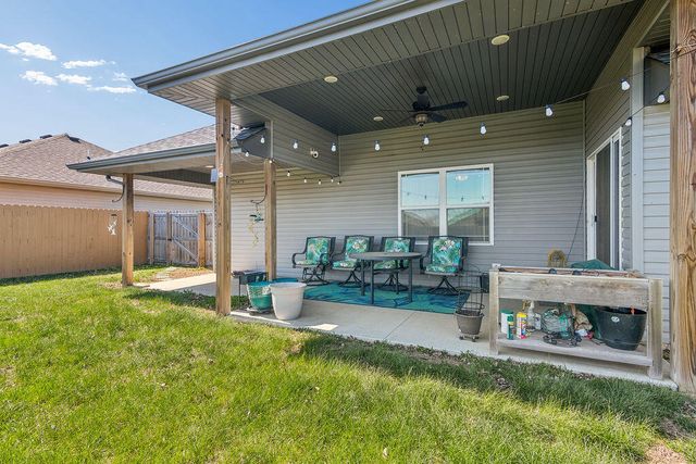 502 Chipmunk Avenue, Rogersville, MO 65742