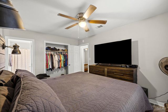 100 Teakwood Cir, Pensacola, FL 32506