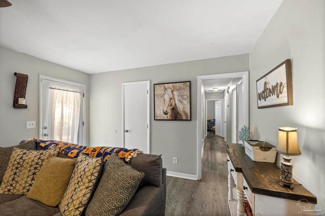 100 Teakwood Cir, Pensacola, FL 32506