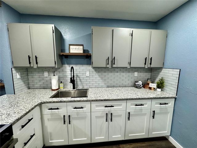 2801 SE 28TH ROAD, Ocala, FL 34471