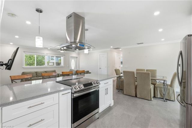 345 Donora BLVD, Fort Myers Beach, FL 33931