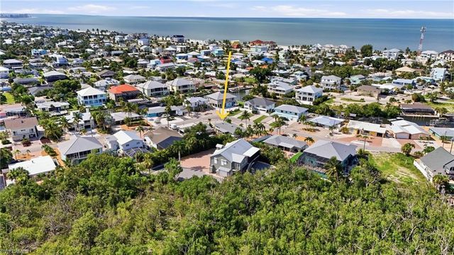345 Donora BLVD, Fort Myers Beach, FL 33931