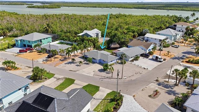 345 Donora BLVD, Fort Myers Beach, FL 33931
