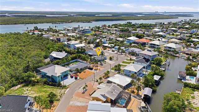 345 Donora BLVD, Fort Myers Beach, FL 33931