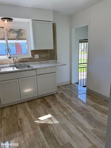 2636 Algonquin Street, Detroit, MI 48215