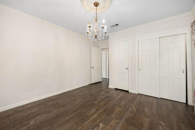 5116 Evergreen Street, Bellaire, TX 77401