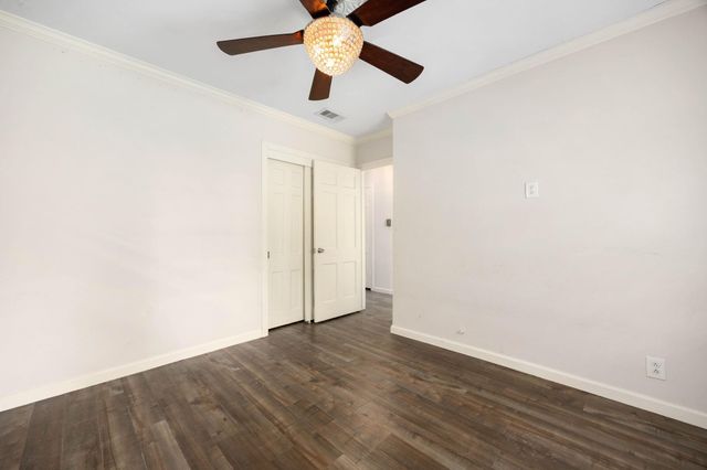5116 Evergreen Street, Bellaire, TX 77401