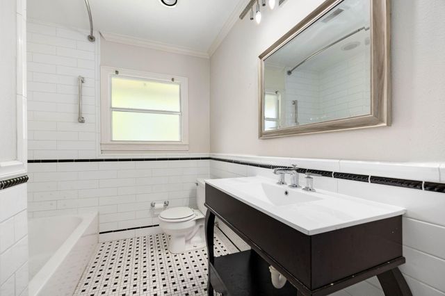 5116 Evergreen Street, Bellaire, TX 77401