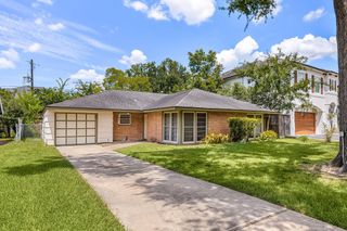 5116 Evergreen Street, Bellaire, TX 77401