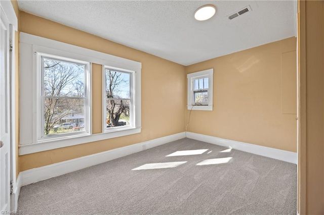 801 E Lexington Avenue, High Point, NC 27262