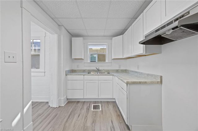 801 E Lexington Avenue, High Point, NC 27262