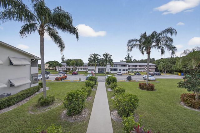16 Sussex A 16, West Palm Beach, FL 33417
