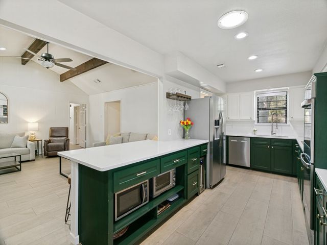 421 Frankie Lane, Lewisville, TX 75057