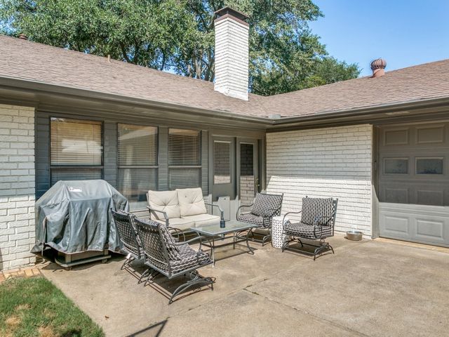 421 Frankie Lane, Lewisville, TX 75057