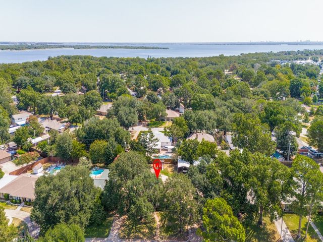 421 Frankie Lane, Lewisville, TX 75057