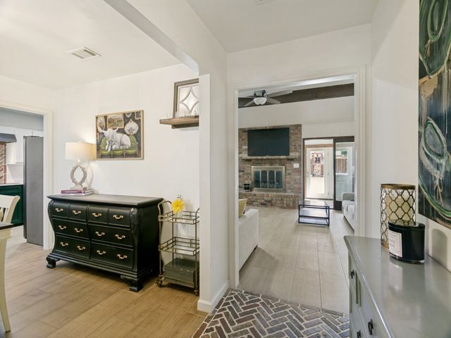 421 Frankie Lane, Lewisville, TX 75057