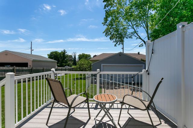 2128 Case Avenue E, Saint Paul, MN 55119