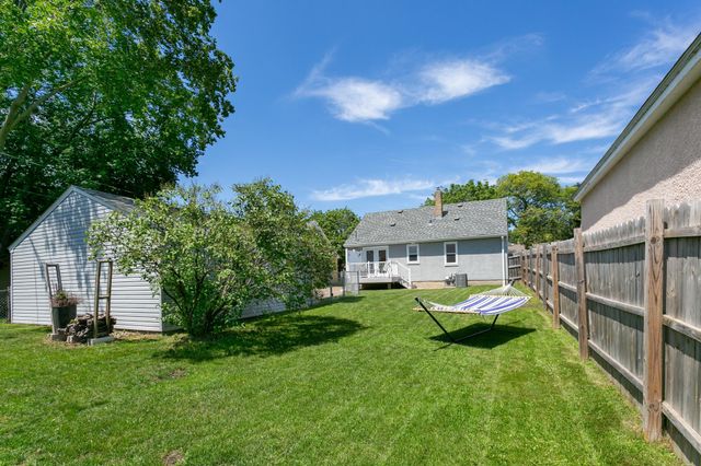 2128 Case Avenue E, Saint Paul, MN 55119