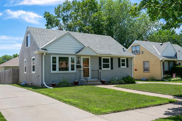 2128 Case Avenue E, Saint Paul, MN 55119