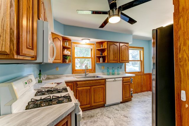 2128 Case Avenue E, Saint Paul, MN 55119