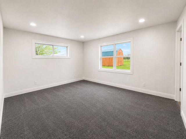 12294 State Highway 21 E, Midway, TX 75852