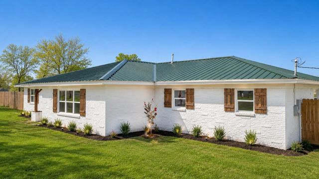 12294 State Highway 21 E, Midway, TX 75852