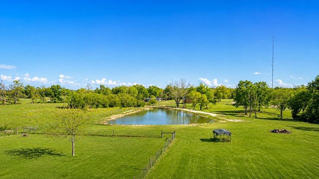 12294 State Highway 21 E, Midway, TX 75852