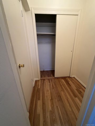 125 Bronx River Road 7A, Yonkers, NY 10704