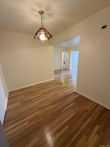 125 Bronx River Road 7A, Yonkers, NY 10704