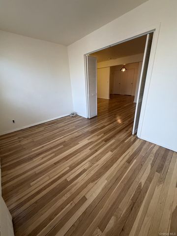 125 Bronx River Road 7A, Yonkers, NY 10704