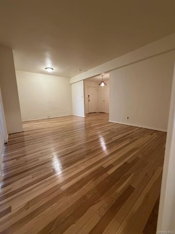 125 Bronx River Road 7A, Yonkers, NY 10704